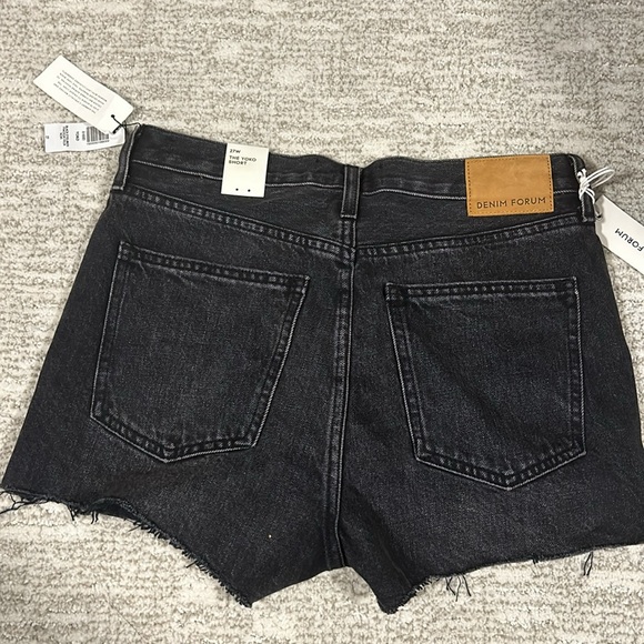 Aritzia Denim Forum The Yoko Short Black Denim Short Size 27 - Picture 3 of 4